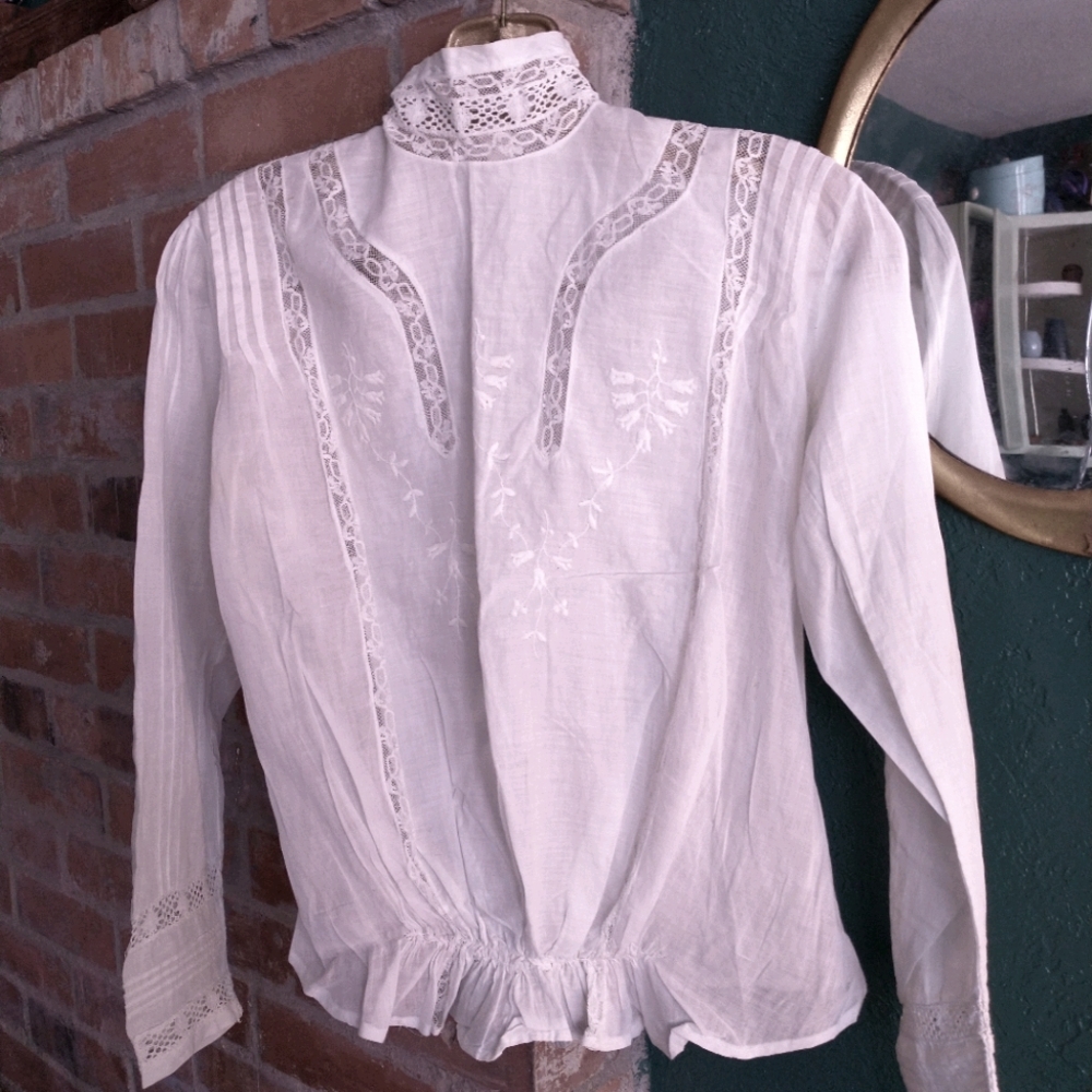 Real Victorian Cropped Blouse